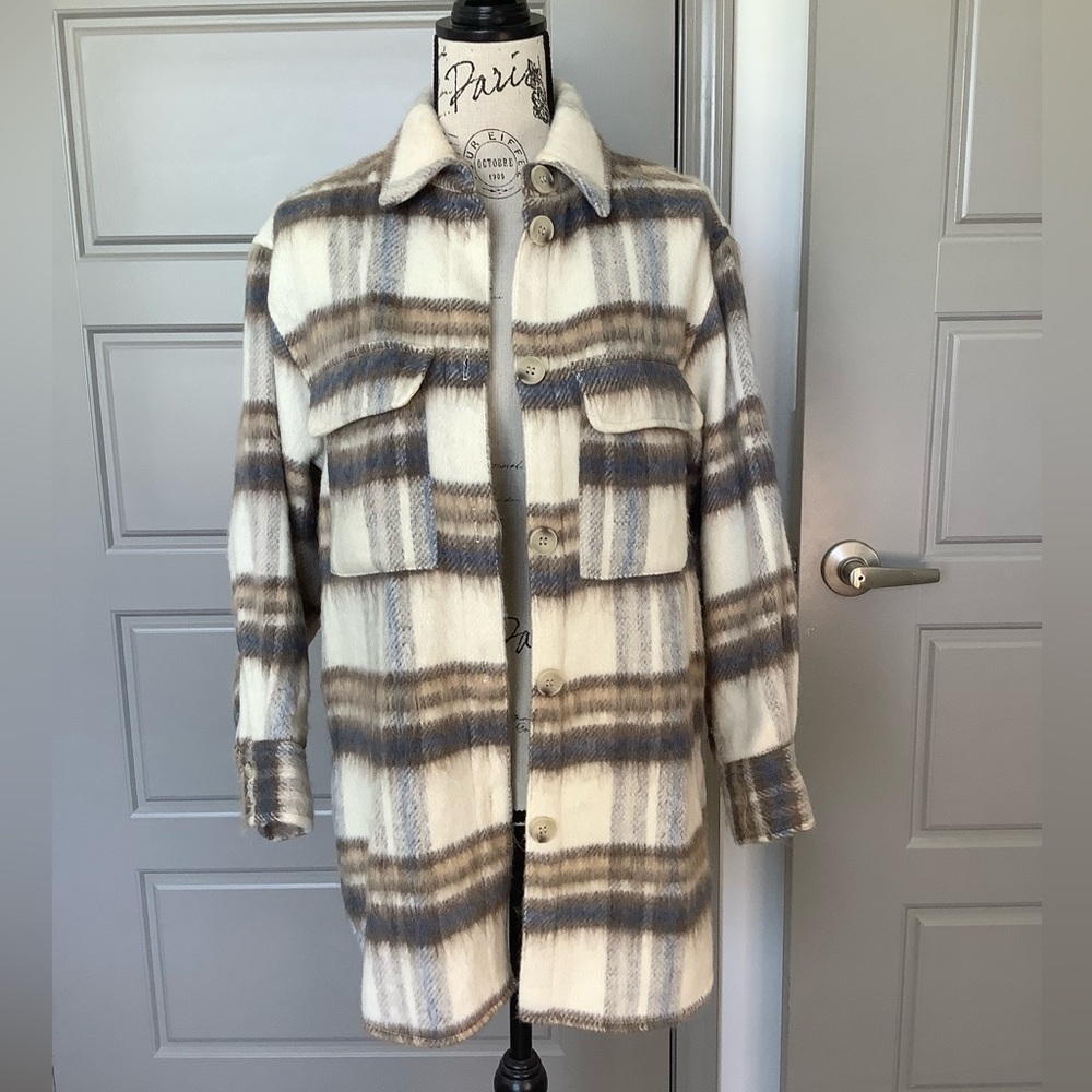 🤎 Plaid H&M Shacket 🤎